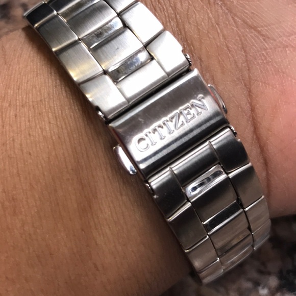 SOLD‼️ Man’s Watch - Picture 2 of 4